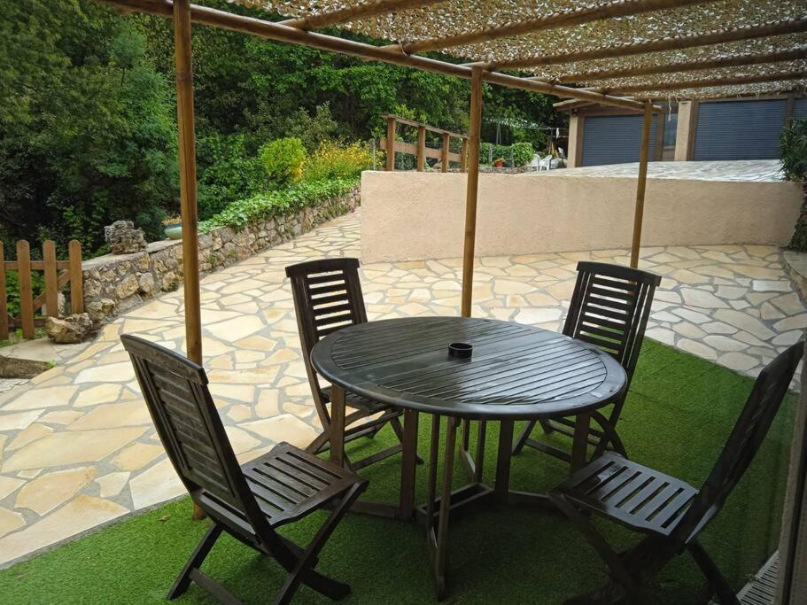 Appartement Neuf Et Independant Dans Rez-De-Villa Vallauris Exterior photo